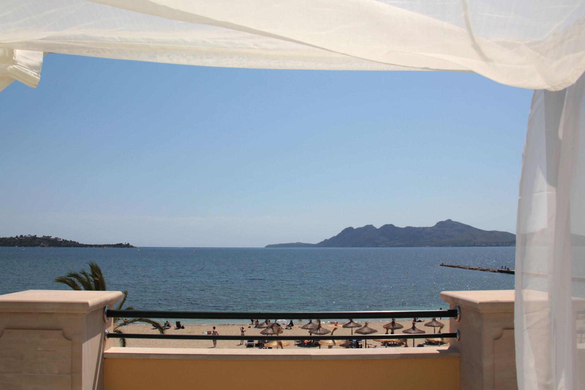 Apartments Galeon Suites Port de Pollença Exteriör bild