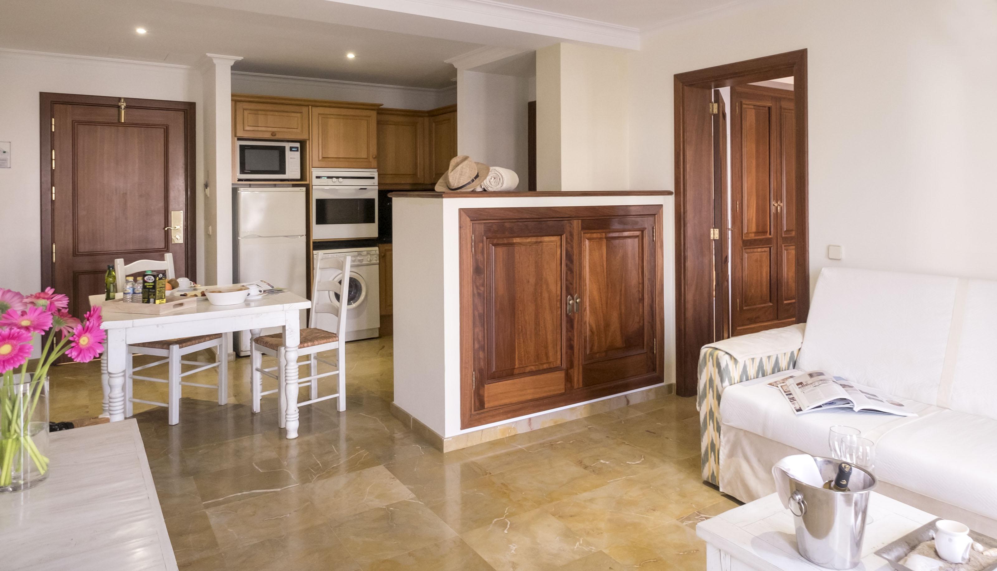 Apartments Galeon Suites Port de Pollença Exteriör bild