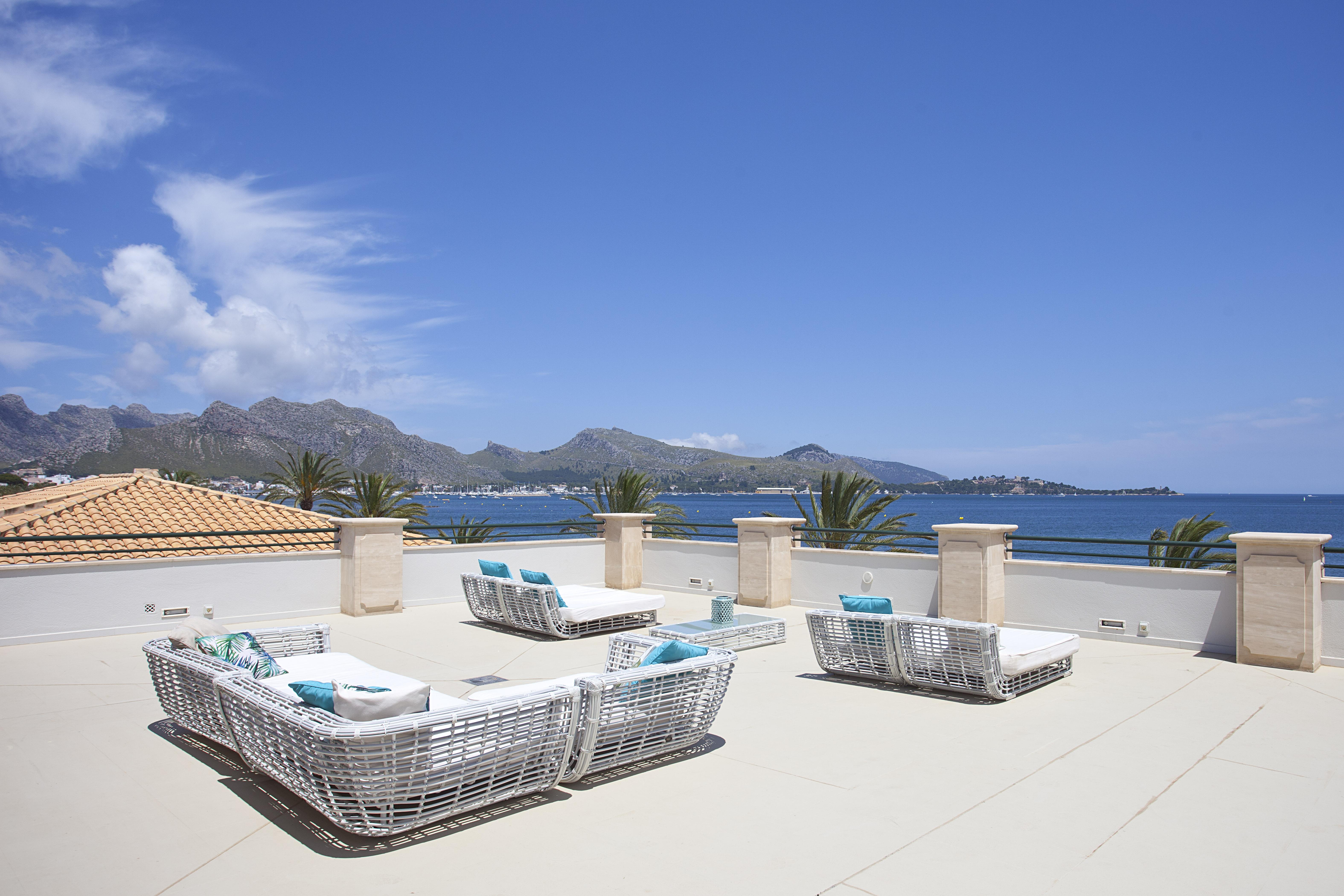 Apartments Galeon Suites Port de Pollença Exteriör bild